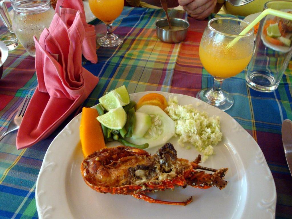 Sunset Bay Club & Seaside Dive Resort Salisbury Exteriör bild